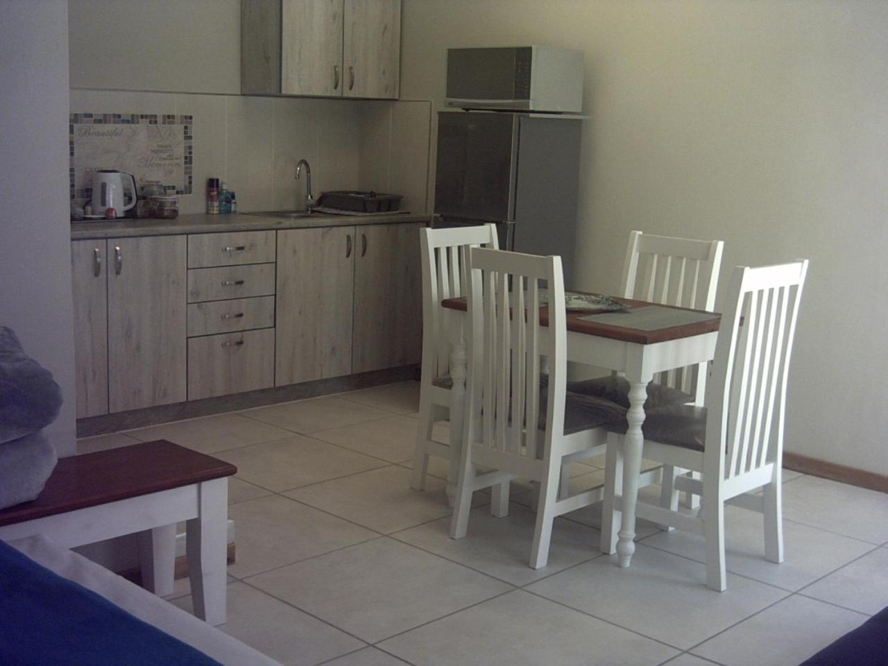 Tranquility Self Catering Hotell Lüderitz Exteriör bild