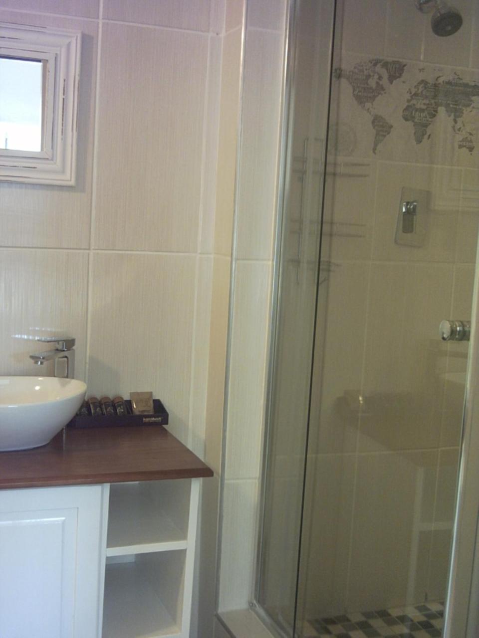 Tranquility Self Catering Hotell Lüderitz Exteriör bild